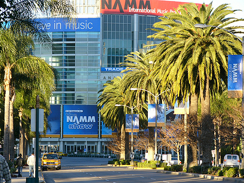 Namm show 2004 사진.
